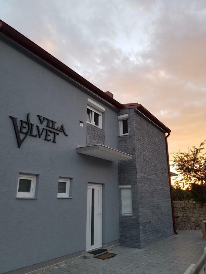 Hotel Vila Velvet Starigrad Paklenica Exterior foto